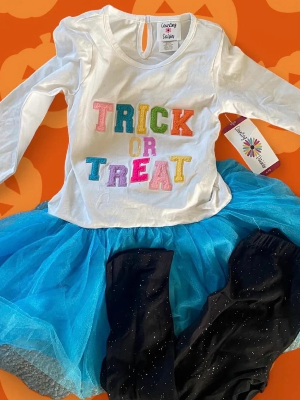 Post Not for sale. Check out my page for all of the Halloween stuff!!